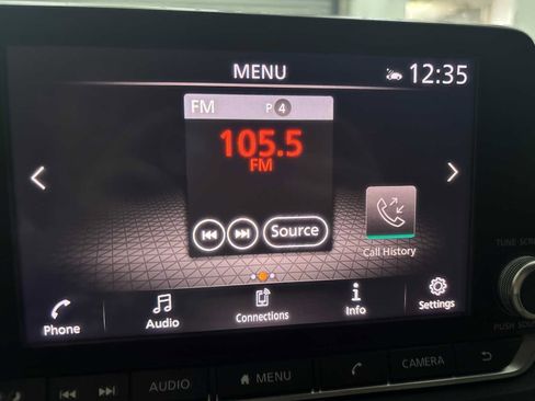 Used 2021 Nissan Rogue SV FWD image 12