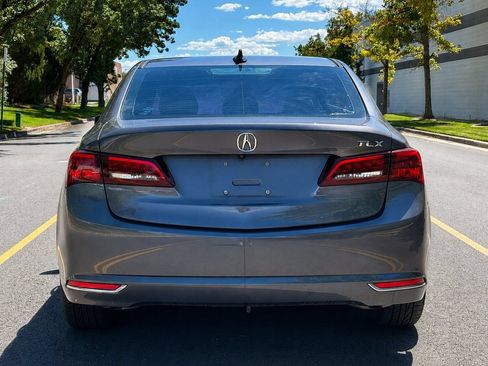 Used 2017 Acura TLX w/ Technology Package FWD image 4