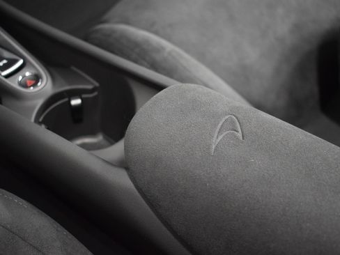 New 2025 McLaren Artura Spider image 29