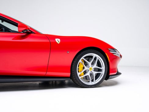 Used 2025 Ferrari Roma Spider image 37