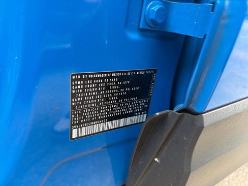 Used 2022 Volkswagen Taos SE w/ Panoramic Sunroof Package image 30