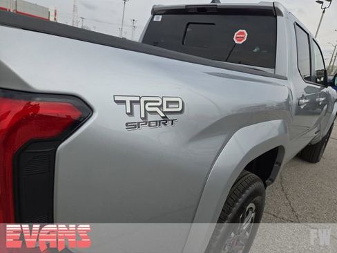 New 2026 Toyota Tacoma TRD Sport w/ TRD Sport Upgrade Package image 3