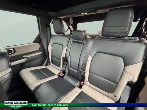 Certified 2022 Ford Bronco Wildtrak image 27