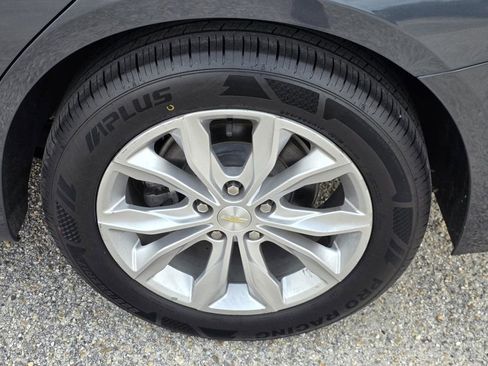 Used 2020 Chevrolet Malibu LT image 29