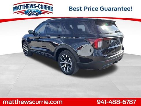 New 2026 Ford Explorer ST-Line RWD image 5