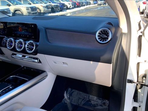 Used 2023 Mercedes-Benz GLA 250 GLA 250 image 16