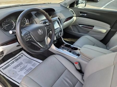 Used 2017 Acura TLX w/ Technology Package FWD image 12