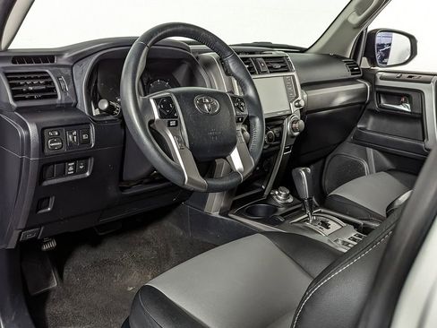 Certified 2022 Toyota 4Runner SR5 Premium image 22