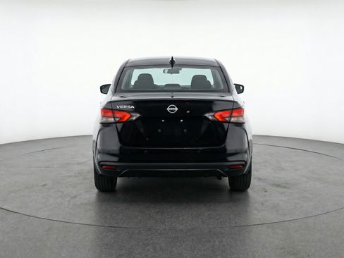 Used 2025 Nissan Versa SV FWD image 7