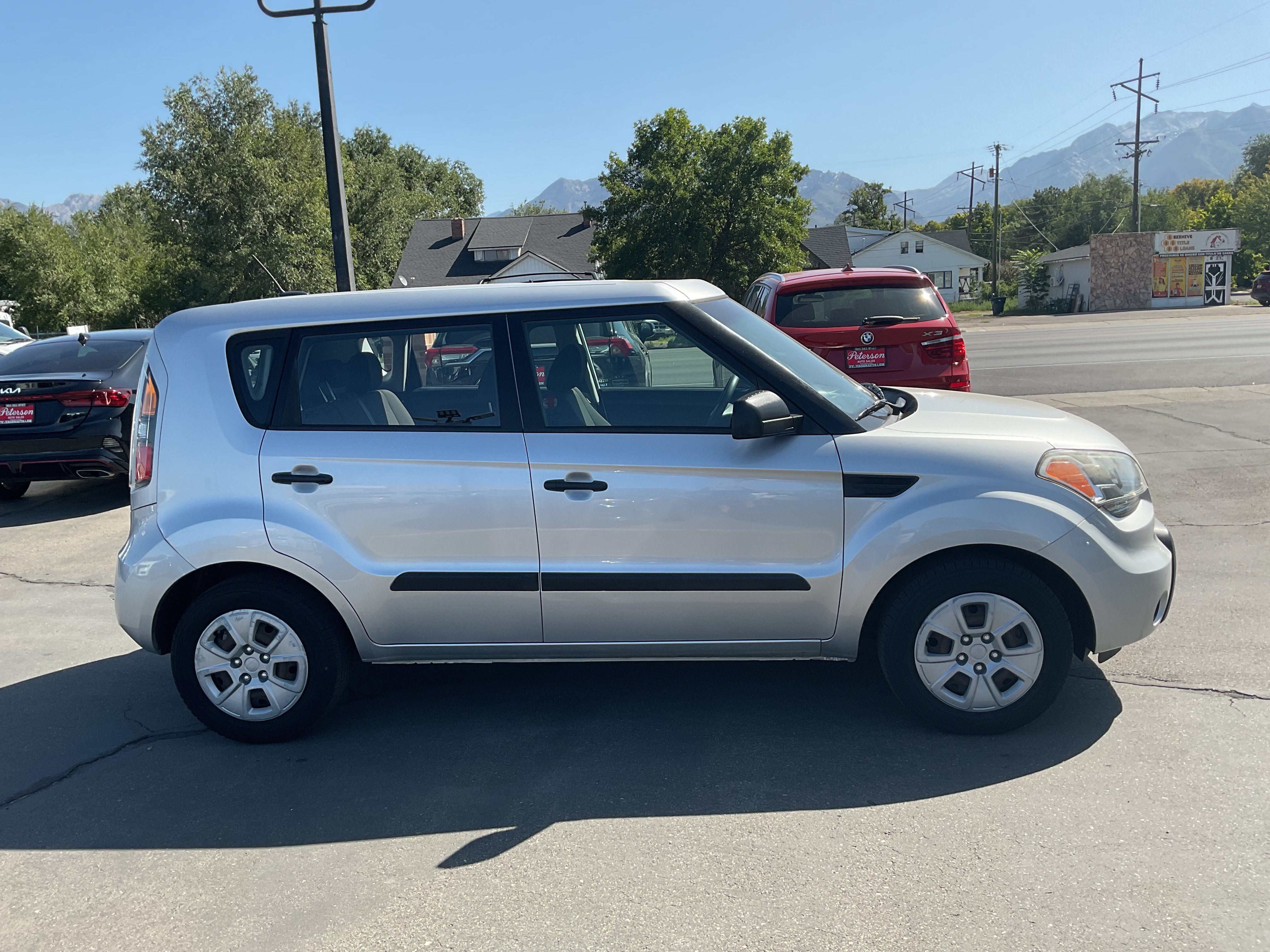 Used 2011 Kia Soul FWD image 4