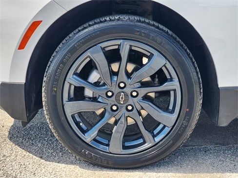 Used 2022 Chevrolet Equinox RS w/ RS Leather Package image 10