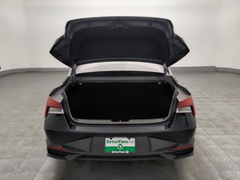 Used 2022 Hyundai Elantra SEL FWD image 29