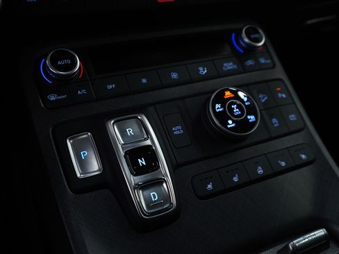 Used 2023 Hyundai Palisade Limited w/ Cargo Package image 21