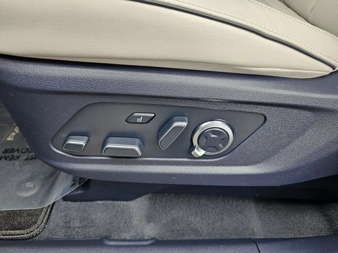 Used 2025 Hyundai Palisade Calligraphy AWD/4WD image 17
