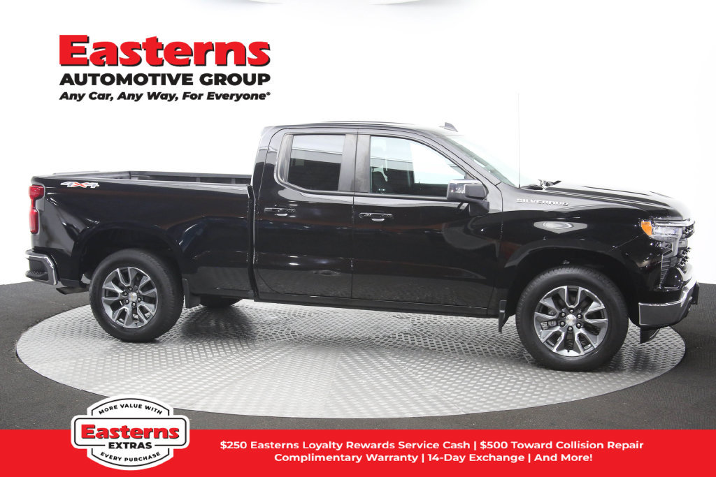 Used 2023 Chevrolet Silverado 1500 LT w/ Convenience Package II AWD/4WD image 47