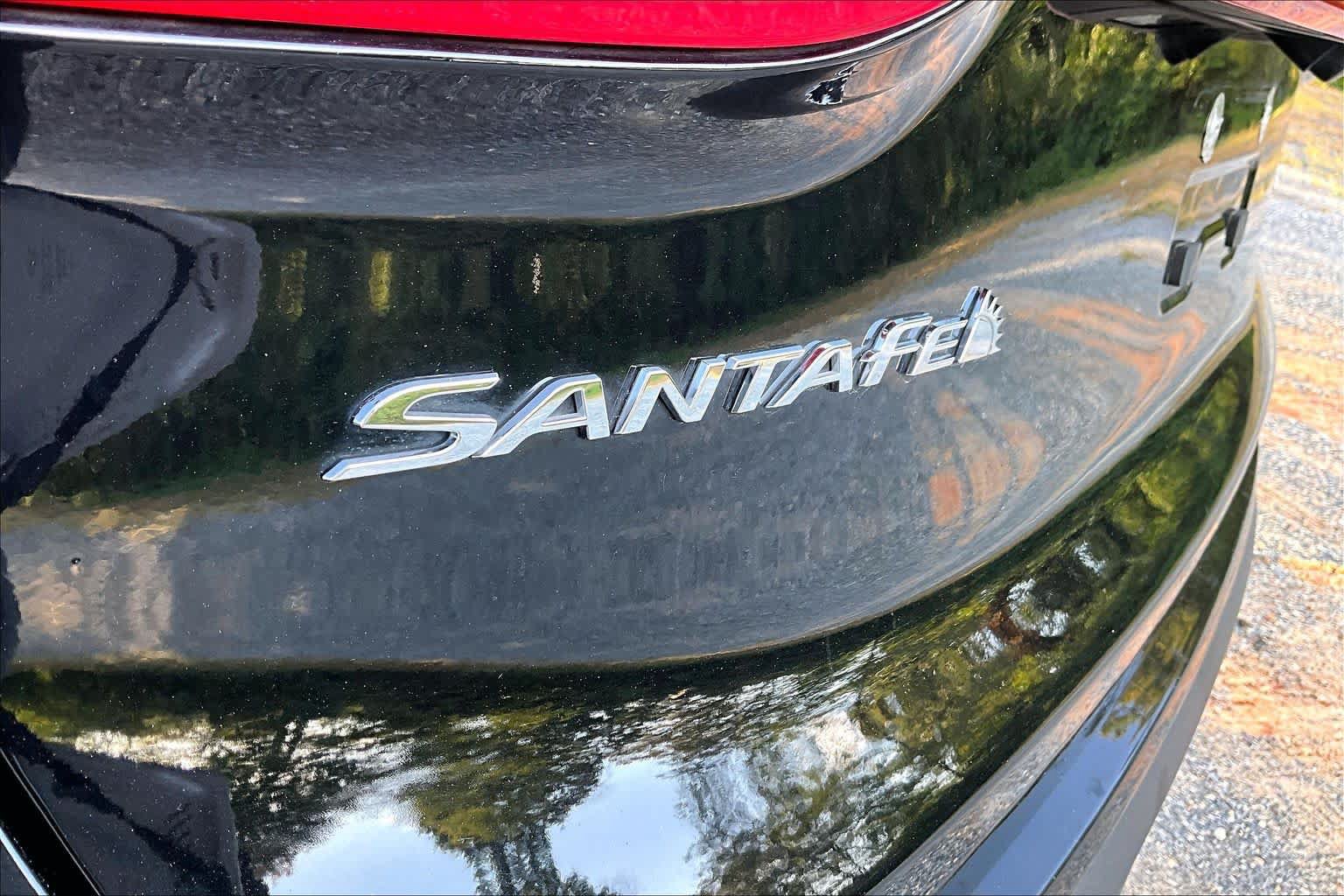 Used 2023 Hyundai Santa Fe Limited AWD/4WD image 10