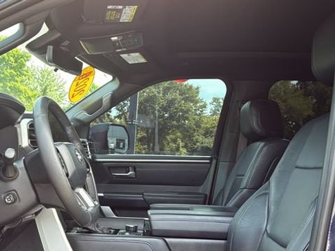 Used 2024 Toyota Tundra Platinum AWD/4WD image 9
