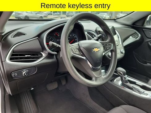 Used 2023 Chevrolet Malibu LT FWD image 19