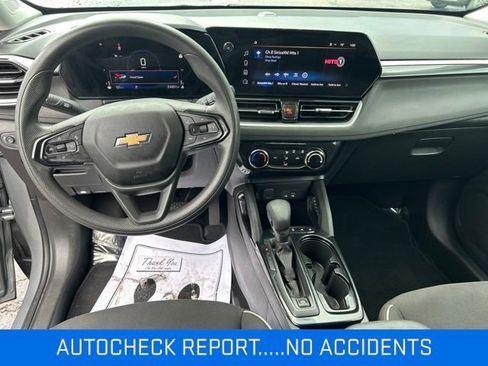Certified 2026 Chevrolet TrailBlazer LT FWD image 2