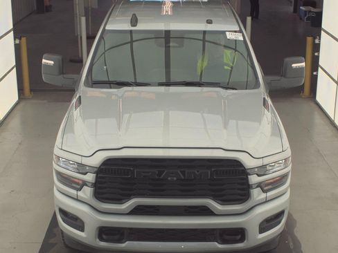 Used 2026 RAM 2500 Big Horn AWD/4WD image 3