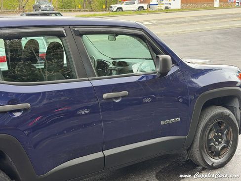 Used 2016 Jeep Renegade Sport w/ Power & Air Group AWD/4WD image 38
