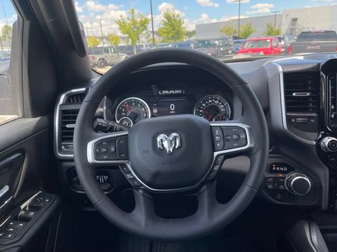 Used 2025 RAM 1500 Big Horn AWD/4WD image 27