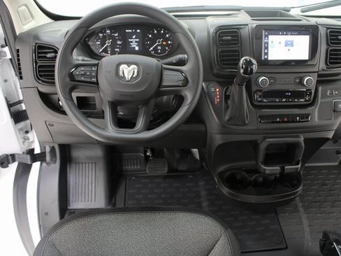 Used 2025 RAM ProMaster 2500 w/ Storage Group image 9