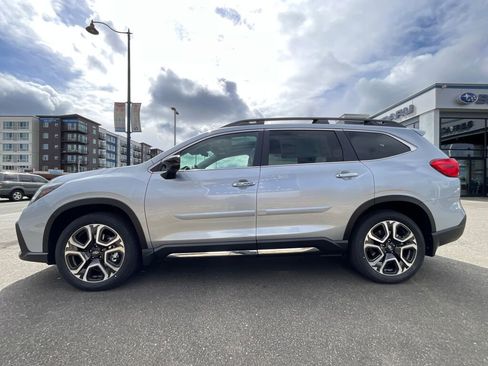 New 2025 Subaru Ascent Touring image 5