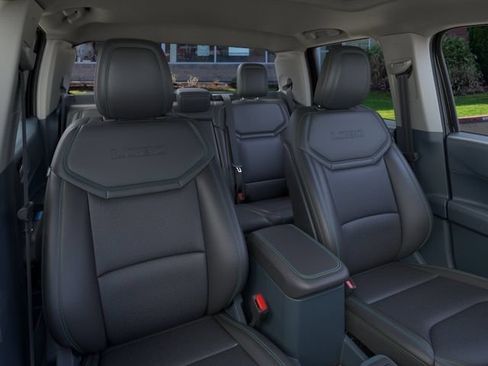 New 2026 Ford Maverick Lobo AWD/4WD image 10