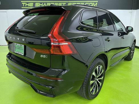 Used 2024 Volvo XC60 B5 Plus image 10