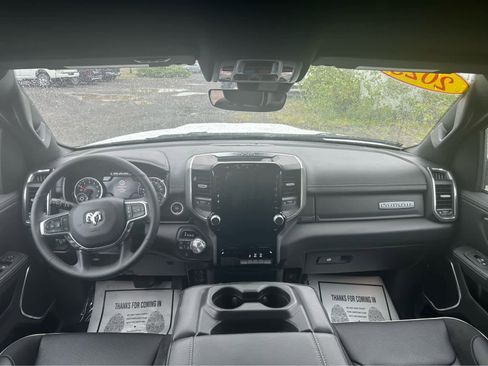Used 2025 RAM 1500 Laramie image 14