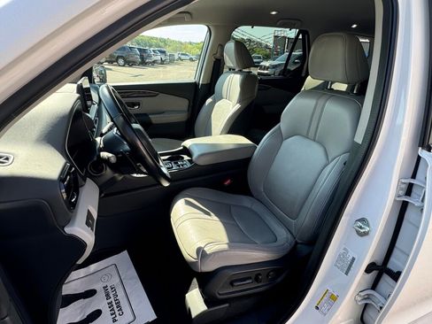 Used 2023 Honda Pilot EX-L image 14