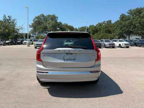 Certified 2025 Volvo XC90 T8 Plus w/ Protection Package Premier image 4