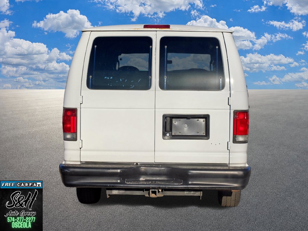Used 2003 Ford E-350 and Econoline 350 Club Wagon RWD image 12