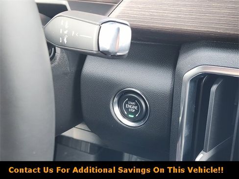 New 2026 GMC Acadia Denali w/ Super Cruise Package image 16