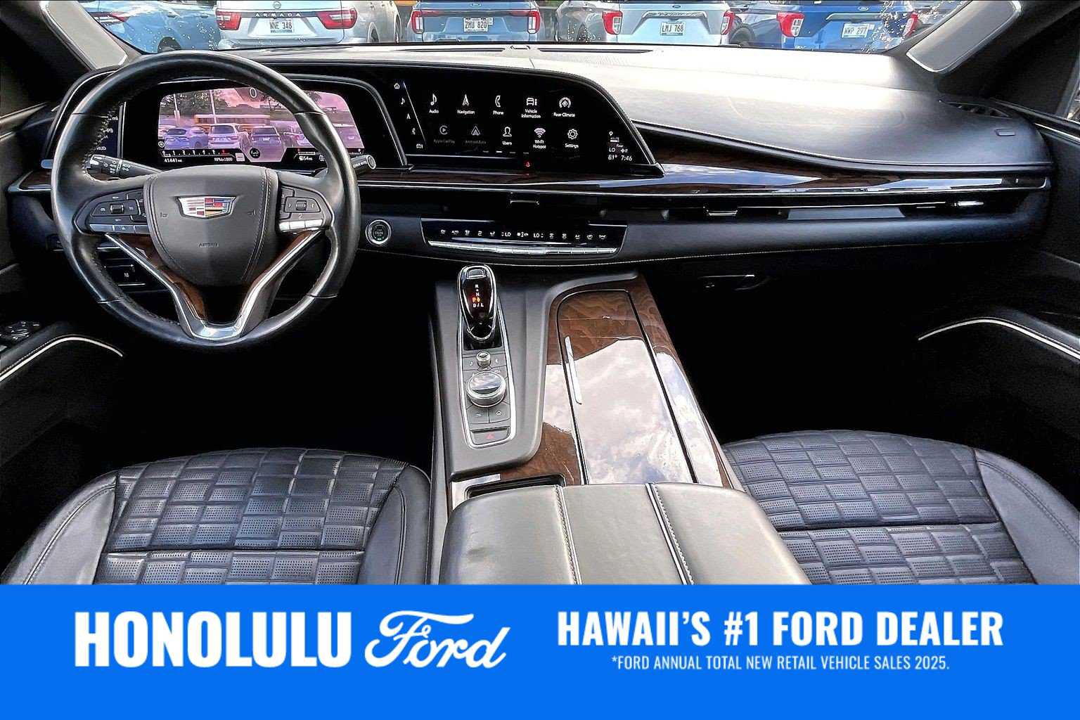 Used 2021 Cadillac Escalade ESV Sport Platinum w/ LPO, ONYX Package AWD/4WD image 10