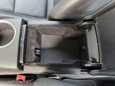 Used 2015 Porsche Panamera image 23