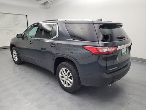 Used 2018 Chevrolet Traverse LT FWD image 3