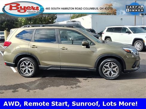Used 2023 Subaru Forester Premium image 7