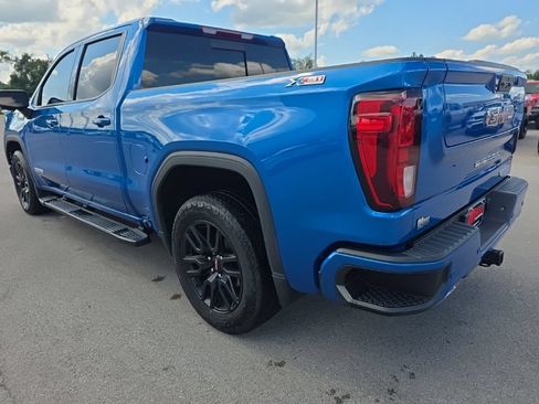 Used 2022 GMC Sierra 1500 Elevation w/ Elevation Premium Package AWD/4WD image 7