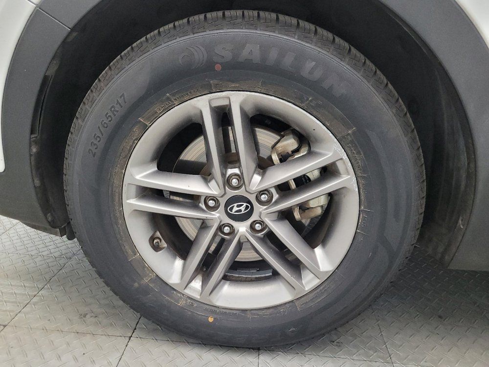 Used 2018 Hyundai Santa Fe Sport FWD image 31