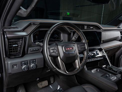 Used 2024 GMC Sierra 2500 AT4 w/ AT4 Premium Plus Package image 14