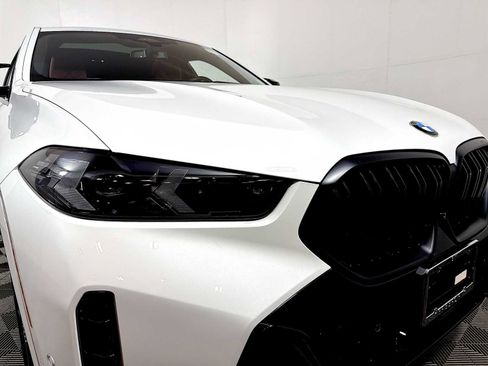 Used 2025 BMW X6 M60i w/ Parking Assistance Package AWD/4WD image 25