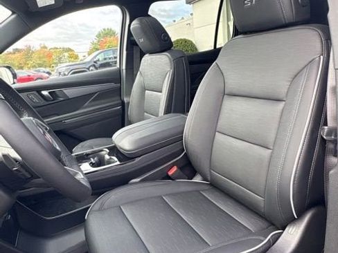 New 2026 Buick Enclave Sport Touring w/ Super Cruise Package image 14