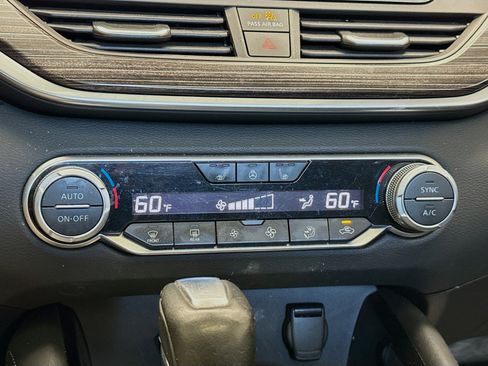 Used 2021 Nissan Altima 2.5 SL image 10