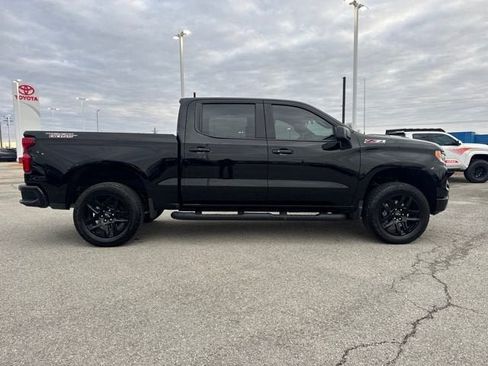Used 2025 Chevrolet Silverado 1500 LT Trail Boss w/ Convenience Package II AWD/4WD image 8