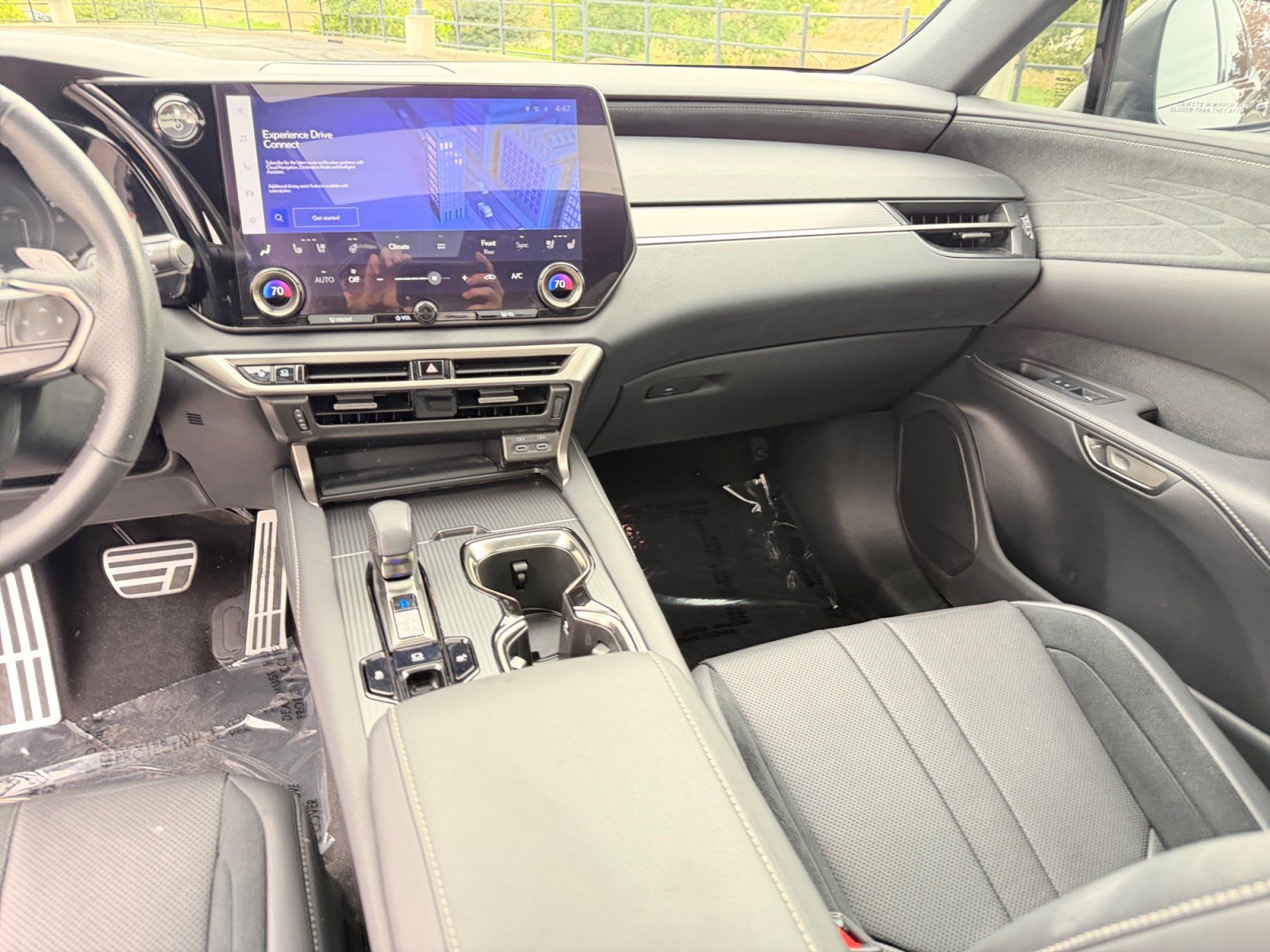 Used 2023 Lexus RX 500h F Sport w/ Accessory Package (Z1) AWD/4WD image 19