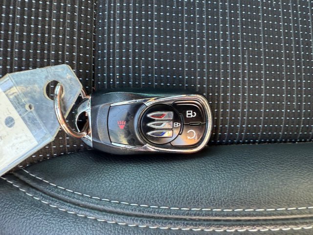 Used 2025 Buick Envista Preferred FWD image 24