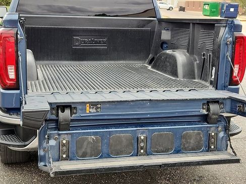 Used 2024 GMC Sierra 1500 SLT RWD image 10