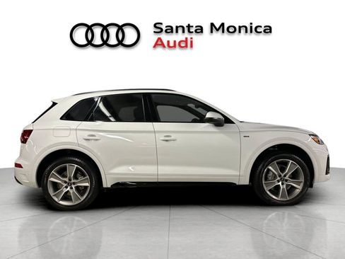 Used 2025 Audi Q5 2.0T Premium w/ Convenience Plus Package AWD/4WD image 8